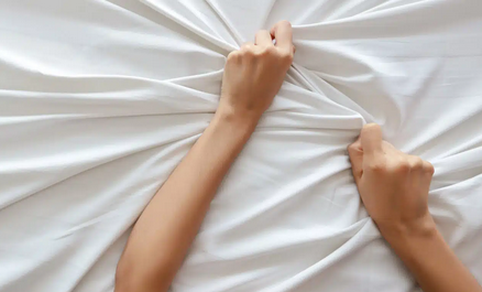 Barbat 40 ani caut femeie pentru fantezii hot